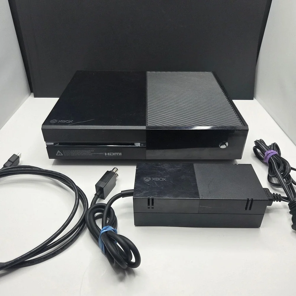 Microsoft Xbox One Console Model 1540 500GB Black Bundle Tested